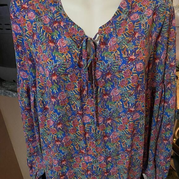 Rose + Olive boho pastel flowers top with ballon sleeves Sz M - Picture 2 of 13